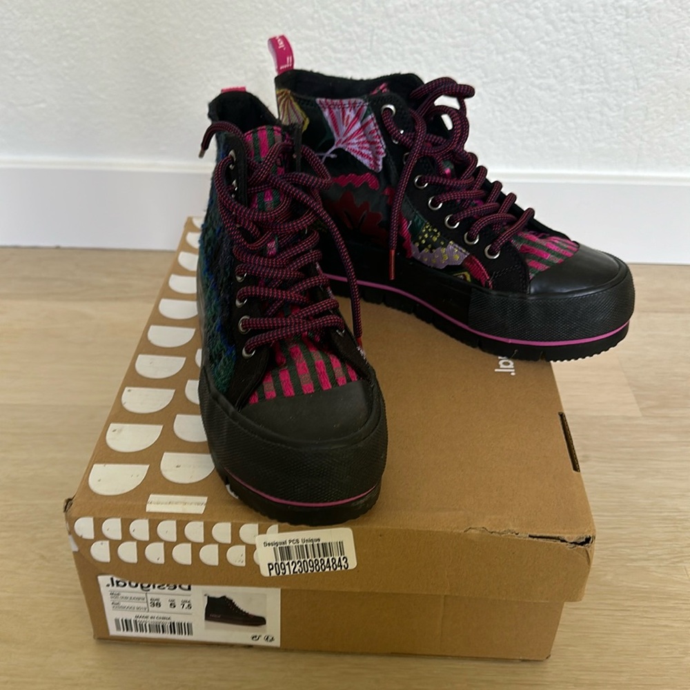 Desigual sneakers, size 7.5 (38)